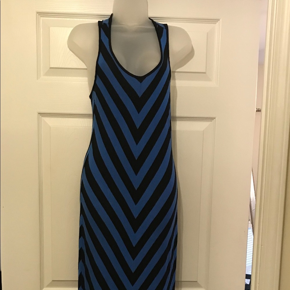 Apt 9. size S fitted maxi dress